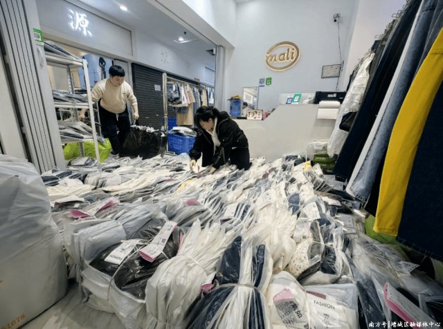 杨女士 西柳服装商户